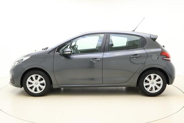 Peugeot 208 1.2 PureTech Blue Lion | Navigatiesysteem full map | Cruise control | Parkeersensor achter | Apple Carplay/Android Auto | Trekhaak |