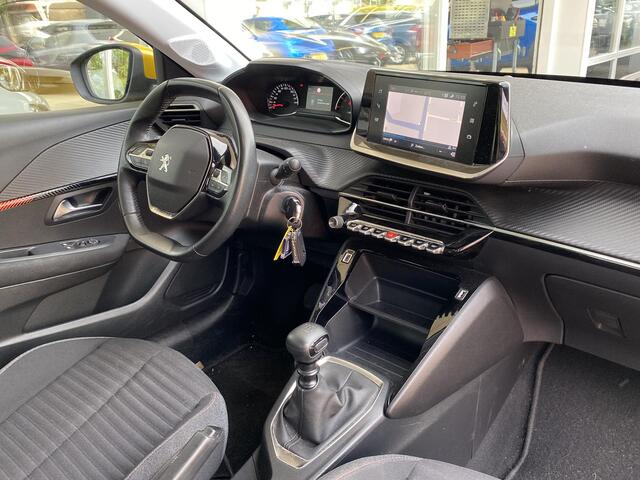 Peugeot 208 1.2T 100pk Active | Navigatie | Parkeersensoren | Dealeronderhouden | 1e eigenaar | Cruise Control | Apple Carplay/Android Auto