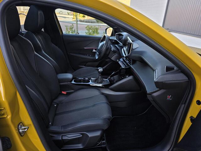 Peugeot 208 1.2 PureTech GT-Line Panodak Leder Camera DHS MFS LA FA VOL!!