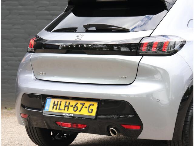 Peugeot 208 1.2 100PK GT | Adaptive CruiseControl | Navigatie | Achteruitrij Camera | AppleCarplay/AndroidAuto | Privacy Glass | Keyless | Two-tone |