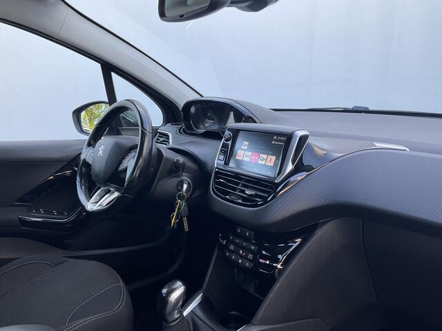 Peugeot 208 1.2 PureTech Blue Lease Executive Trekhaak Nav Pdc Carplay Voll.Onderhouden!