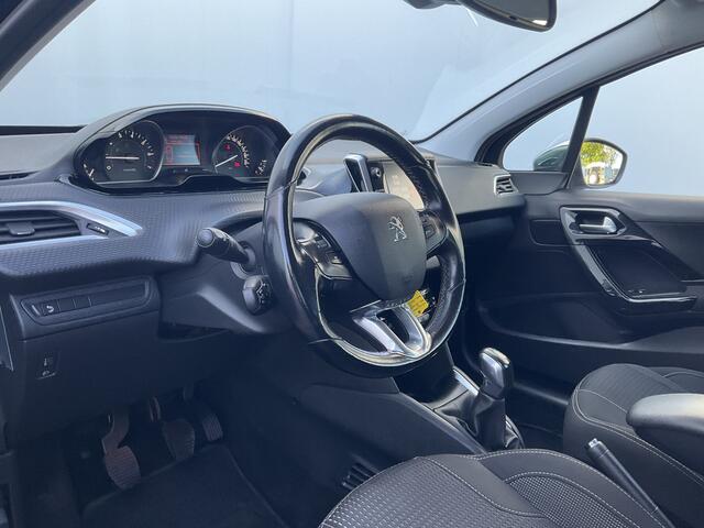 Peugeot 208 1.2 PureTech Blue Lease Executive Trekhaak Nav Pdc Carplay Voll.Onderhouden!