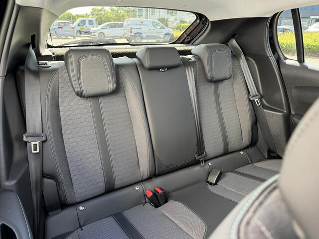 Peugeot 208 1.2 PT 100 Allure Pack | Stoelverwarming | Parkeercamera | Adaptive cruise | Prijs is rijklaar