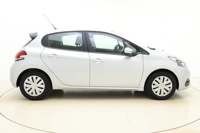 Peugeot 208 1.2 PureTech Active | Navigatie | Airco | 5 deuren | Metaallak | Cruise control | Bluetooth | Electrische ramen