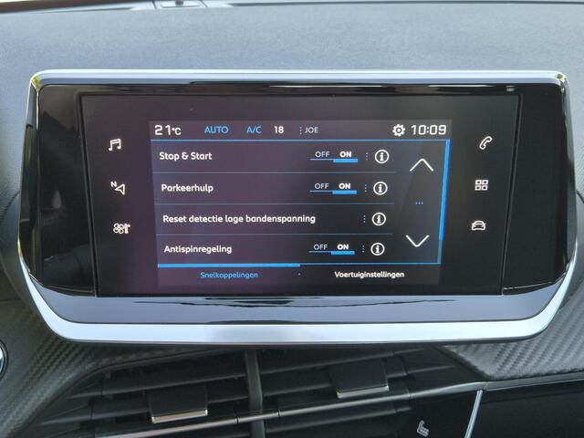Peugeot 208 1.2 PureTech 100 Allure Handgeschakeld / Pack Drive Assist / Stoelverwarming voor / Adaptief cruise control / Keyless Entry/Start / Rondomzicht camera / Elektrische ramen voor en achter /