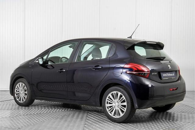 Peugeot 208 1.2 PureTech Signature
