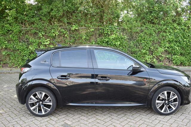 Peugeot 208 1.2 PureTech GT-Line, PANORAMADAK,AUTOMAAT ,LM WIELEN, NAP EN ONDERHOUDSHISTORIE