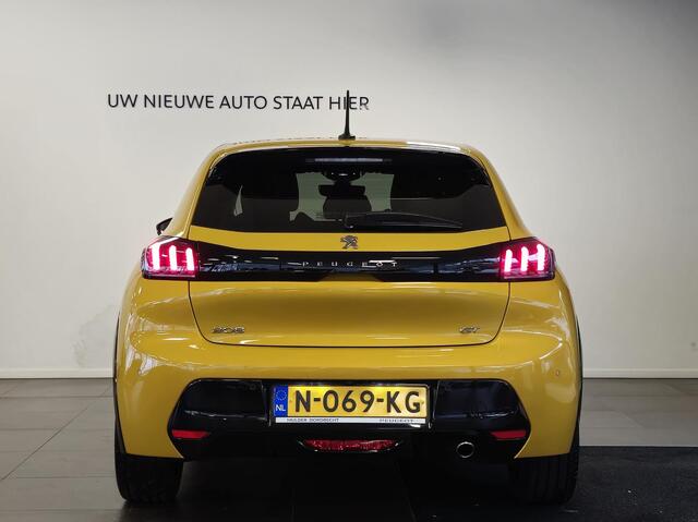 Peugeot 208 GT Pack 1.2 PureTech 100pk | ALCANTARA/LEDER | STOELVERW. | CAMERA | NAVI | KEYLESS ENTRY | ADAPTIVE CRUISE |