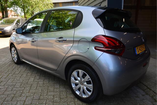 Peugeot 208 1.2 PureTech Blue Lease Active Airco Navi Bluetooth