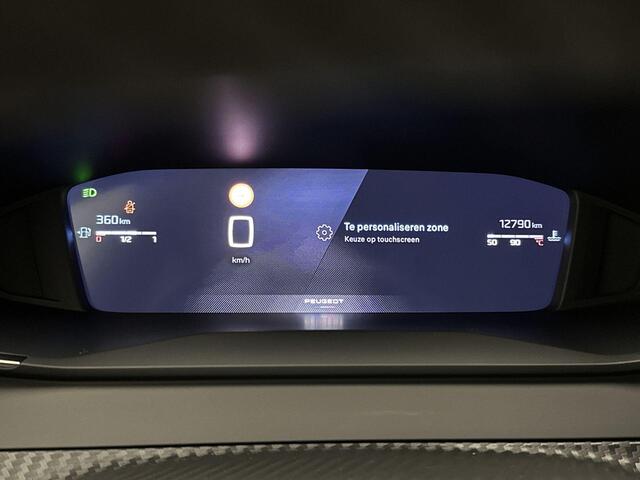Peugeot 208 Allure 100 pk | Navigatie | Parkeersensoren Voor en Achter | LED Koplampen | Lederen Stuurwiel | DAB Ontvanger | Buitenspiegels Elektrisch Verstel -en Verwarmbaar | Climate Control | Cruise Control | 16" Lichtmetalen Velgen | Apple Carplay/Android Auto |