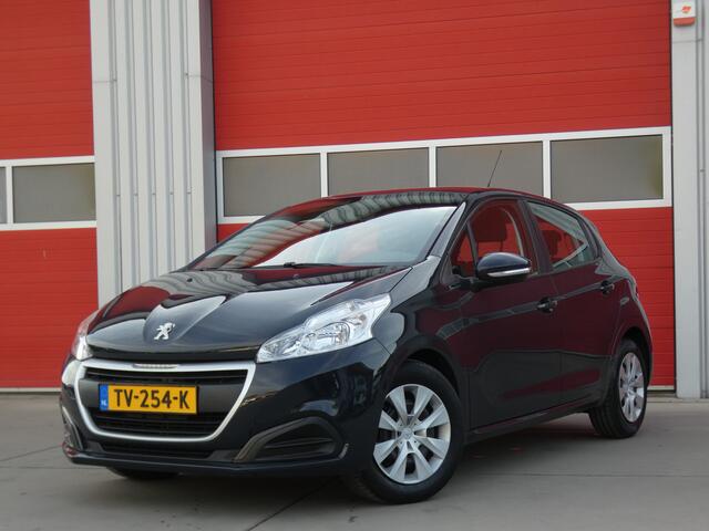 Peugeot 208 1.2 PureTech Like/ lage km/ zeer mooi!