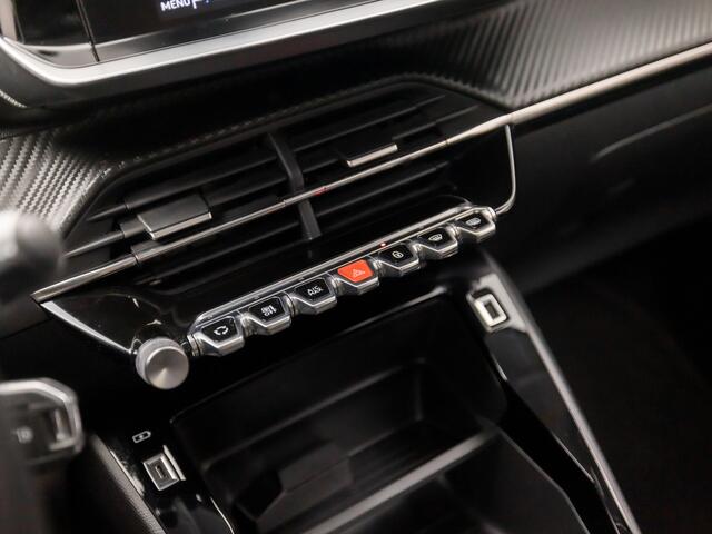 Peugeot 208 1.2 PureTech Sport (APPLE CARPLAY, GROOT NAVI, PARKEERSENSOREN, LM VELGEN, SPORTSTOELEN, LED KOPLAMPEN, LANE ASSIST, CRUISE, NIEUWE APK, NIEUWSTAAT)