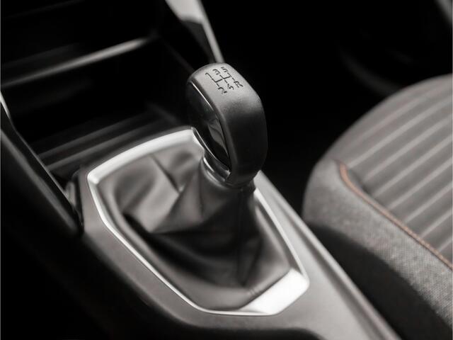 Peugeot 208 1.2 PureTech Sport (APPLE CARPLAY, GROOT NAVI, LANE ASSIST, SPORTSTOELEN, CRUISE, DAB+, NIEUWE APK, NIEUWSTAAT)