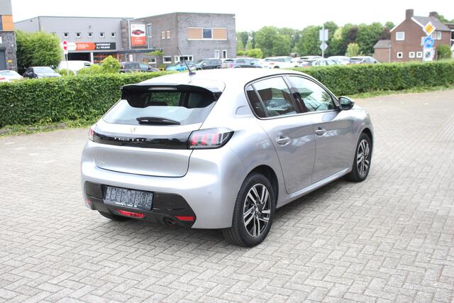 Peugeot 208 1.2 PureTech Allure Automaat Clima-Cruise-Navi-Carplay-Camera-Keyless-3D Cockpit 13.000 KM !!