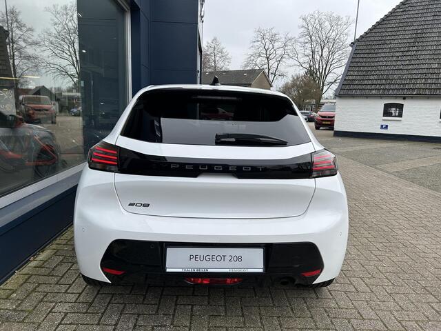 Peugeot 208 1.2 Turbo 100 PK Allure | Bouwjaar 2025 | ¤ 5.750 DEMO Voordeel | Navigatie via Telefoon | Stoelverwarming | 360 Graden Camera | Keyless Entry & Start | LED Verlichting | Climate Control | Dode Hoek Detectie | Voor + Achter Parkeersensoren | 16" Lichtmeta