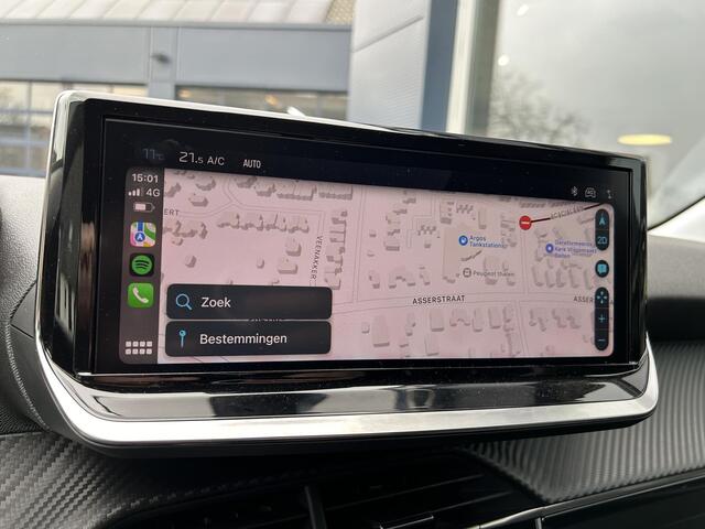 Peugeot 208 1.2 Turbo 100 PK Allure | Bouwjaar 2025 | ¤ 5.750 DEMO Voordeel | Navigatie via Telefoon | Stoelverwarming | 360 Graden Camera | Keyless Entry & Start | LED Verlichting | Climate Control | Dode Hoek Detectie | Voor + Achter Parkeersensoren | 16" Lichtmeta