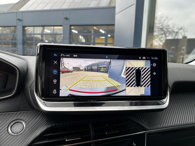 Peugeot 208 1.2 Turbo 100 PK Allure | Bouwjaar 2025 | ¤ 5.750 DEMO Voordeel | Navigatie via Telefoon | Stoelverwarming | 360 Graden Camera | Keyless Entry & Start | LED Verlichting | Climate Control | Dode Hoek Detectie | Voor + Achter Parkeersensoren | 16" Lichtmeta