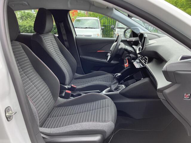 Peugeot 208 1.2 PureTech Active Navi-Carplay Stoelverw Led Pdc