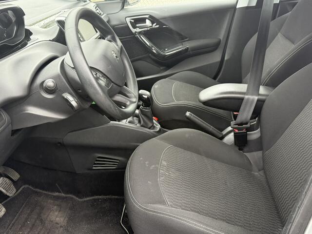 Peugeot 208 1.6 BlUE HDI NAVI/CAMERA/LMV/AIRCO