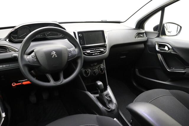 Peugeot 208 1.2 PureTech Blue Lion 82pk | Airco | Navigatie | Trekhaak | Cruise Control | Parkeersensoren Achter | Armsteun