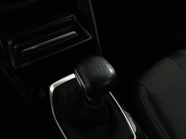 Peugeot 208 Allure Pack 1.2 PureTech 100pk | Stoelverwarming | Achteruitrijcamera | Cruise Control |