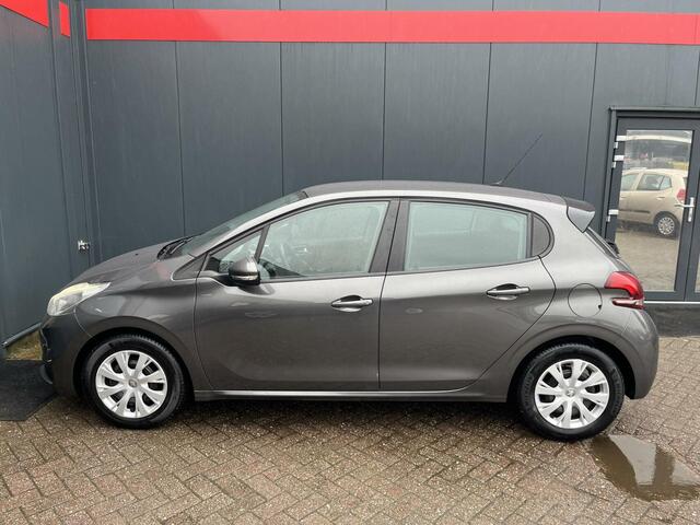 Peugeot 208 1.2 PureTech Blue Lion | Metallic |