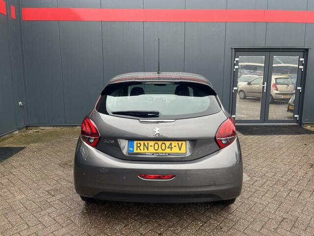Peugeot 208 1.2 PureTech Blue Lion | Metallic |