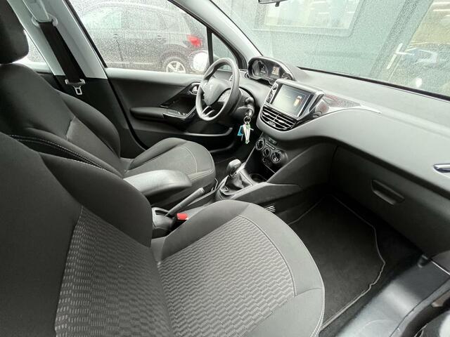 Peugeot 208 1.2 PureTech Blue Lion | Metallic |
