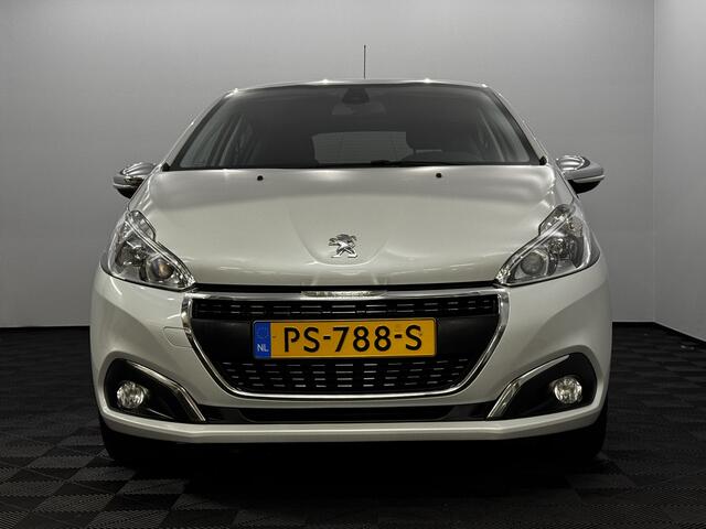 Peugeot 208 1.2 PureTech Allure Clima, Camera, Apple carplay, Cruise control, Lichtmetalen velgen