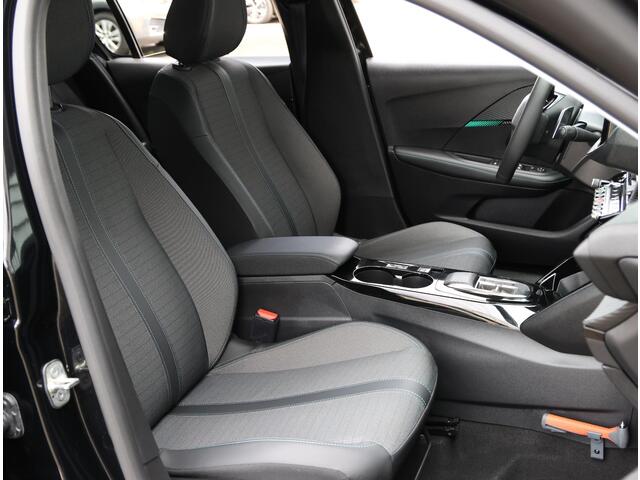 Peugeot 208 1.2 100PK Allure Pack | Apple Carplay/Android Auto | Camera | Parkeersensoren | Voorstoelen Verwarmd | FULL LED | Lederen Stuurwiel | Climate Control | Adaptive Cruise Control | 16" LMV |