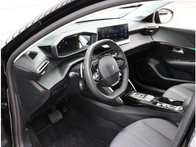 Peugeot 208 1.2 100PK Allure Pack | Apple Carplay/Android Auto | Camera | Parkeersensoren | Voorstoelen Verwarmd | FULL LED | Lederen Stuurwiel | Climate Control | Adaptive Cruise Control | 16" LMV |