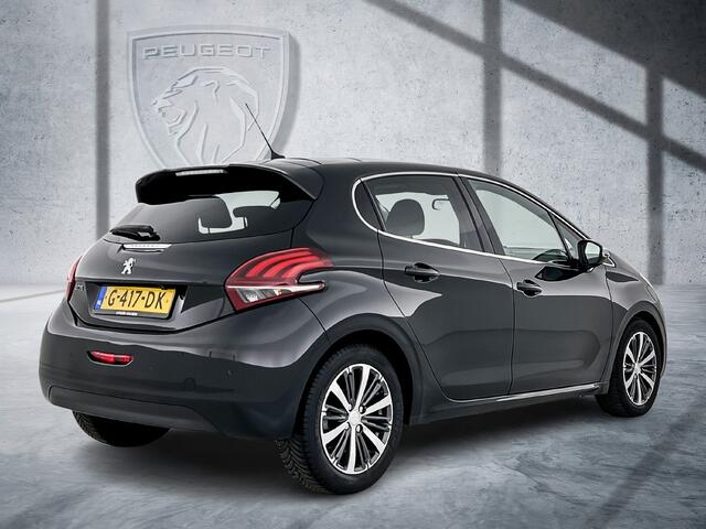 Peugeot 208 110pk Automaat Allure | Rijklaar | Panoramadak | Navi | Achteruitrijcamera