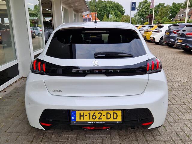 Peugeot 208 1.2T 100pk Allure | Cruise & Climate control | Navigatie | Achteruitrijcamera | Parkeersensoren achter | LMV | Full LED
