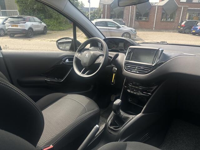 Peugeot 208 1.2 PureTech Allure Panoramadak/ECC/Camera/Parkeersensoren V+A.