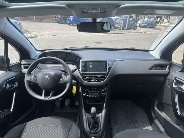 Peugeot 208 1.2 PureTech Allure Panoramadak/ECC/Camera/Parkeersensoren V+A.