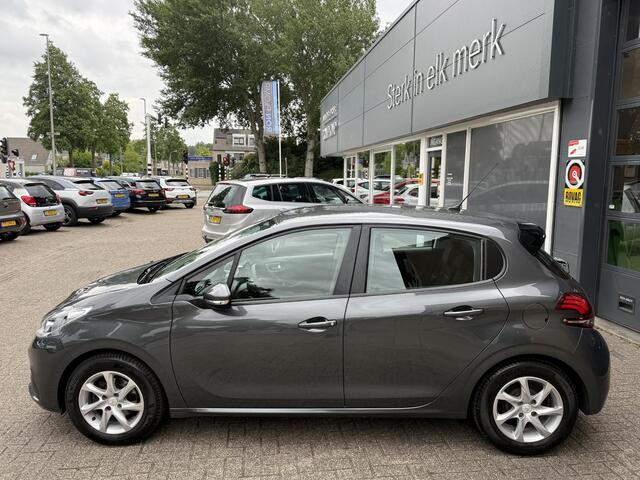 Peugeot 208 1.2 PureTech Blue Lion / Airco/ Navigatie/ Cruise/ Apple carplay/ PDC/ LED/ LMV