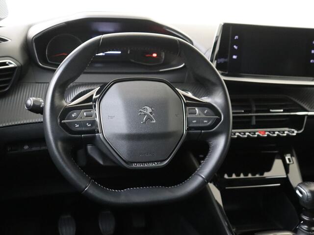 Peugeot 208 1.2 PureTech 100 PK Allure | Navigatie | Parkeerhulp | Weinig gereden |