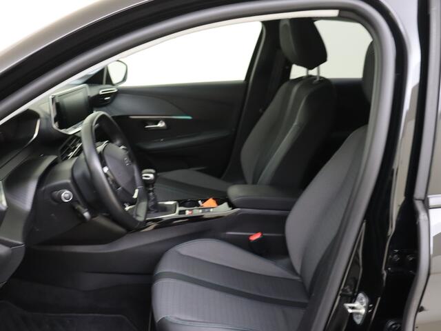 Peugeot 208 1.2 PureTech 100 PK Allure | Navigatie | Parkeerhulp | Weinig gereden |