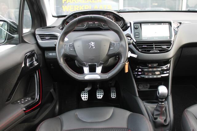 Peugeot 208 1.2 PURETECH GT-LINE Panorama Dak