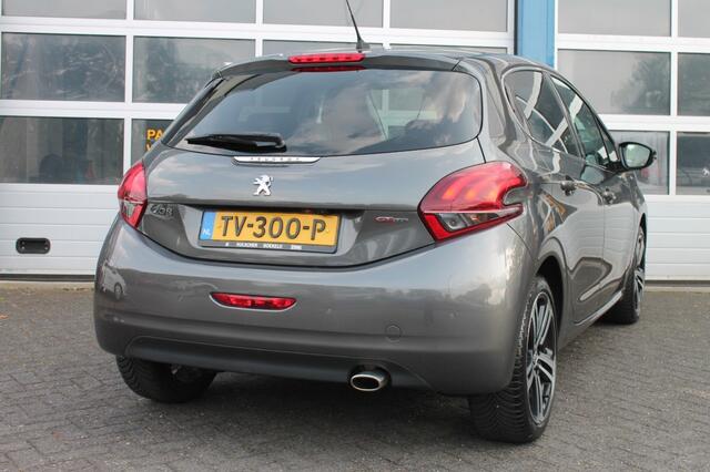 Peugeot 208 1.2 PURETECH GT-LINE Panorama Dak