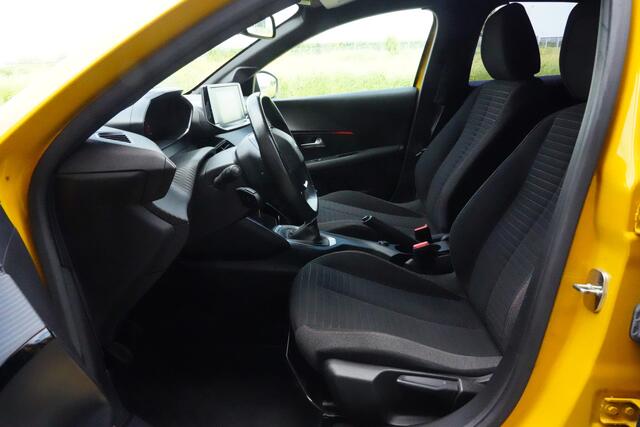 Peugeot 208 1.2 PureTech GT-Line 101pk AppleCarPlay/HarmanKardon/Navigatie