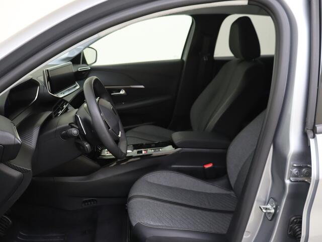 Peugeot 208 Hybrid 100 e-DCS6 Allure | Camera | Wireless Carplay | Climate Control |