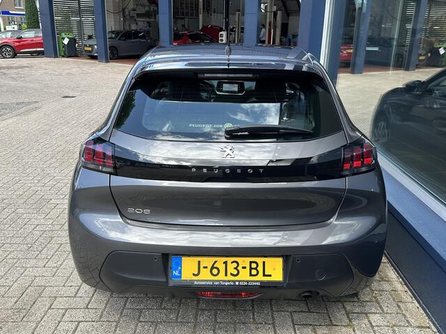 Peugeot 208 1.2 Active | 1e Eigenaar | Full-map Navigatie | Touch Screen met Apple Carplay | Full-Led Koplampen | Airconditioning | Cruise-Control | Parkeersensoren | 45000 km! | Stuurwielbediening |