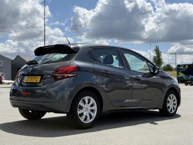 Peugeot 208 1.2 PureTech Blue Lion LAGE UNIEKE KM STAND/AIRCO/CRUISE/APPLE CARPLAY/NL AUTO