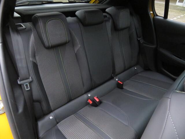Peugeot 208 1.2 PureTech Automaat GT Pack 1e Eigenaar Airco ACC Cr-Control CarPlay Panoramadak