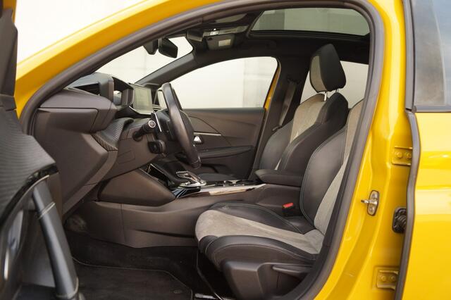 Peugeot 208 1.2 PureTech Automaat GT Pack -PANO-ECC-CAM-