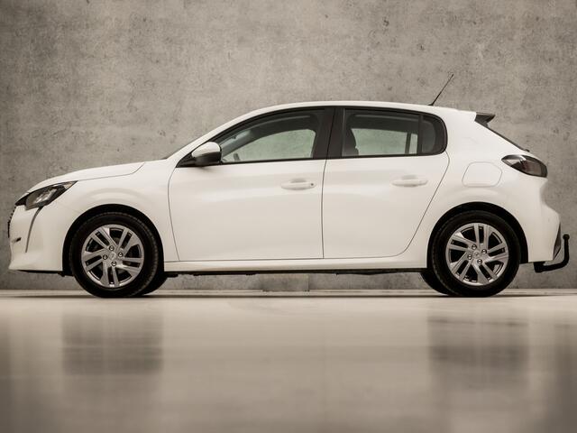 Peugeot 208 1.2 PureTech Sport (APPLE CARPLAY, GROOT NAVI, 360 CAMERA, LM VELGEN, SPORTSTOELEN, TREKHAAK, PARKEERSENSOREN, NIEUWE APK, NIEUWSTAAT)