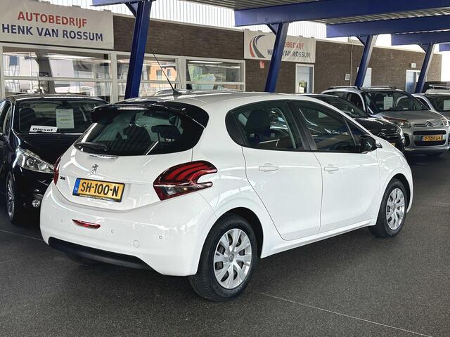 Peugeot 208 1.2 PureTech Blue Lion Carplay | Navi | NAP.