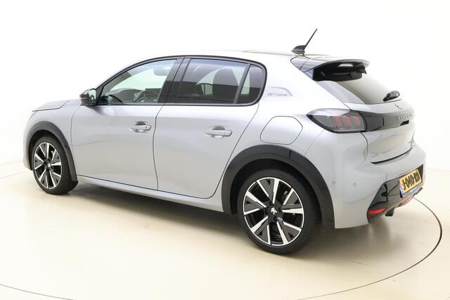 Peugeot 208 1.2 PureTech GT-Line | trekhaak | Panorama Dak | Dodehoek Detectie | Keyless Entree | Parkeer Sensoren Rondom | Navigatie | Parkeer Camera Achter | Start/Stop knop |