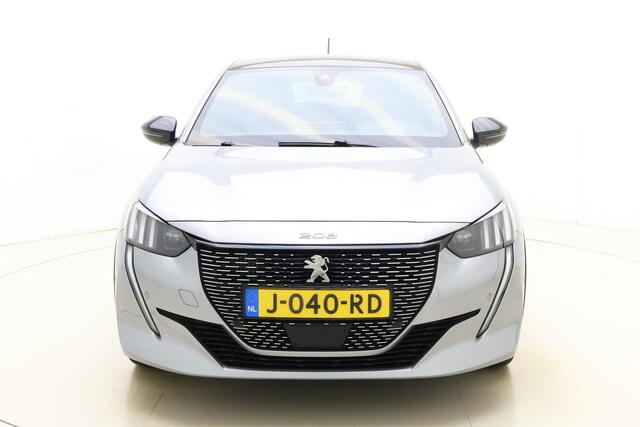 Peugeot 208 1.2 PureTech GT-Line | trekhaak | Panorama Dak | Dodehoek Detectie | Keyless Entree | Parkeer Sensoren Rondom | Navigatie | Parkeer Camera Achter | Start/Stop knop |